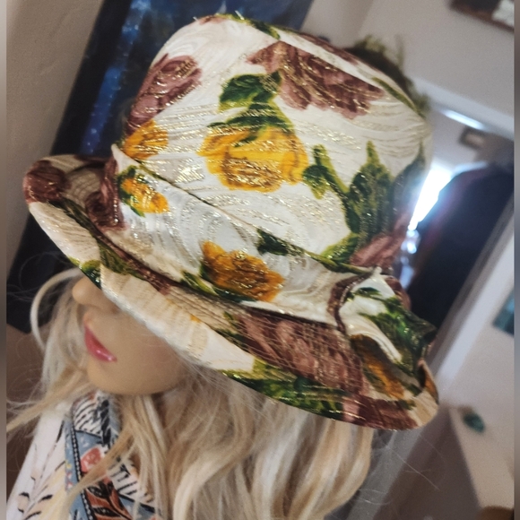 60's Vtg Union Made Cream Floral Shabby Lurex Quirky Spring Garden Church Hat - Picture 12 of 16